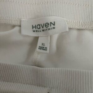 Haven Well Within White Joggers Size XL with Pockets! Silky Texture, Very Comfy